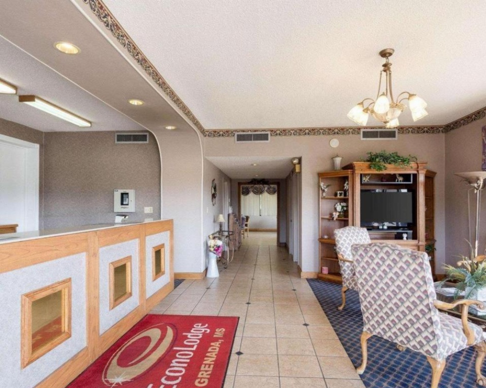 Econo Lodge Grenada Main image